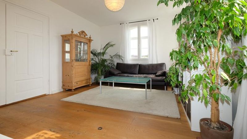 Gepflegt wohnen in besonderem Ambiente!